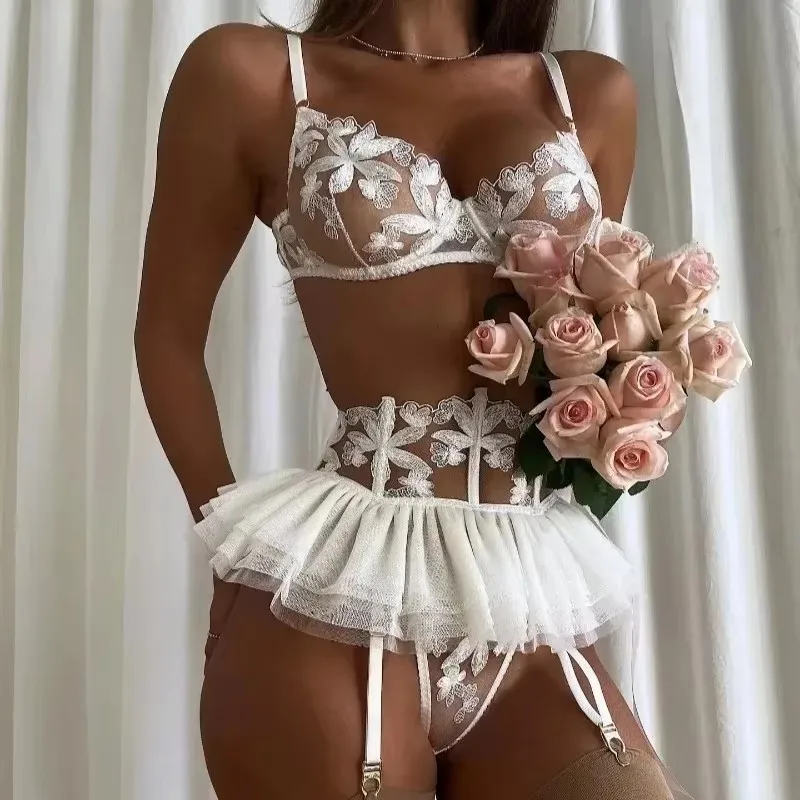 Luxury Flower Embroidered Bra Thong 3Pcs Sets With Ruffles Peplum Transparent Underwear Woman Suits Erotic Sexy​ Lingerie Set